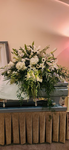 Blossoms-Florist-Gifts.jpg