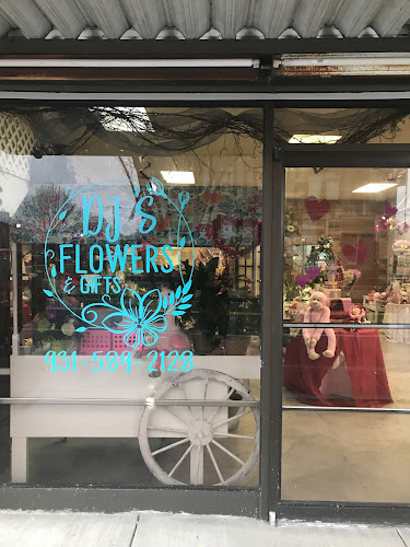DJs-Flowers-and-Gifts.jpg