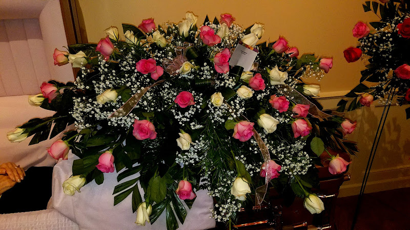 Debbies-Flowers-and-Gifts.jpg