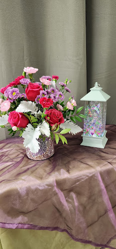 Doris-Flowers-and-Gifts.jpg