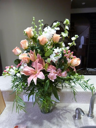 Essarys-Flowers-and-Gifts.jpg