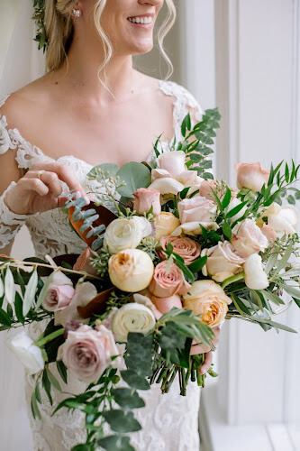 Megan-Connors-Floral-and-Styling.jpg
