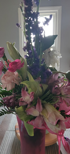 Nans-Flowers-and-Crafts.jpg