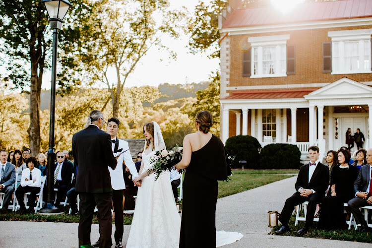 Ravenswood-Mansion.jpg
