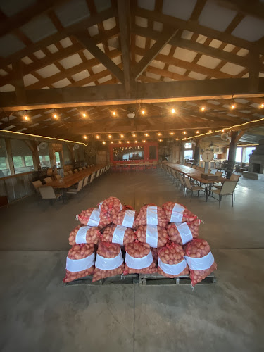 Roan-Valley-Farms.jpg