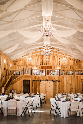 The-Wedding-Barn-Event-Venue.jpg