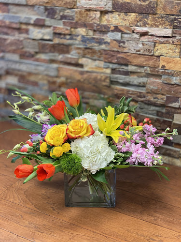 Vedas-Flowers-and-Gifts.jpg